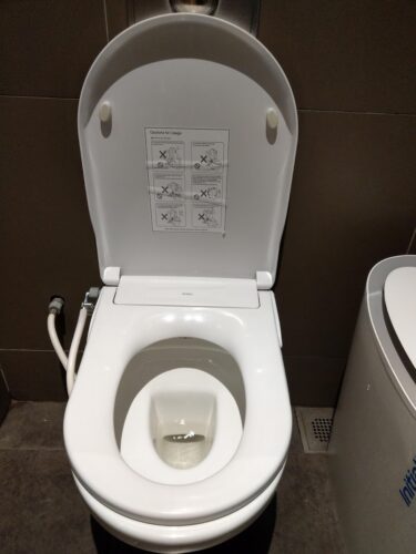 マレーシア・クアラルンプール（Kuala Lumpur）のトイレ事情。使い方（洗い方・流し方）やマナーをご紹介。