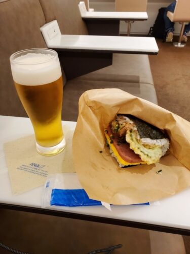 那覇空港（沖縄）ANAラウンジ　場所・利用方法やドリンク・設備などをご紹介