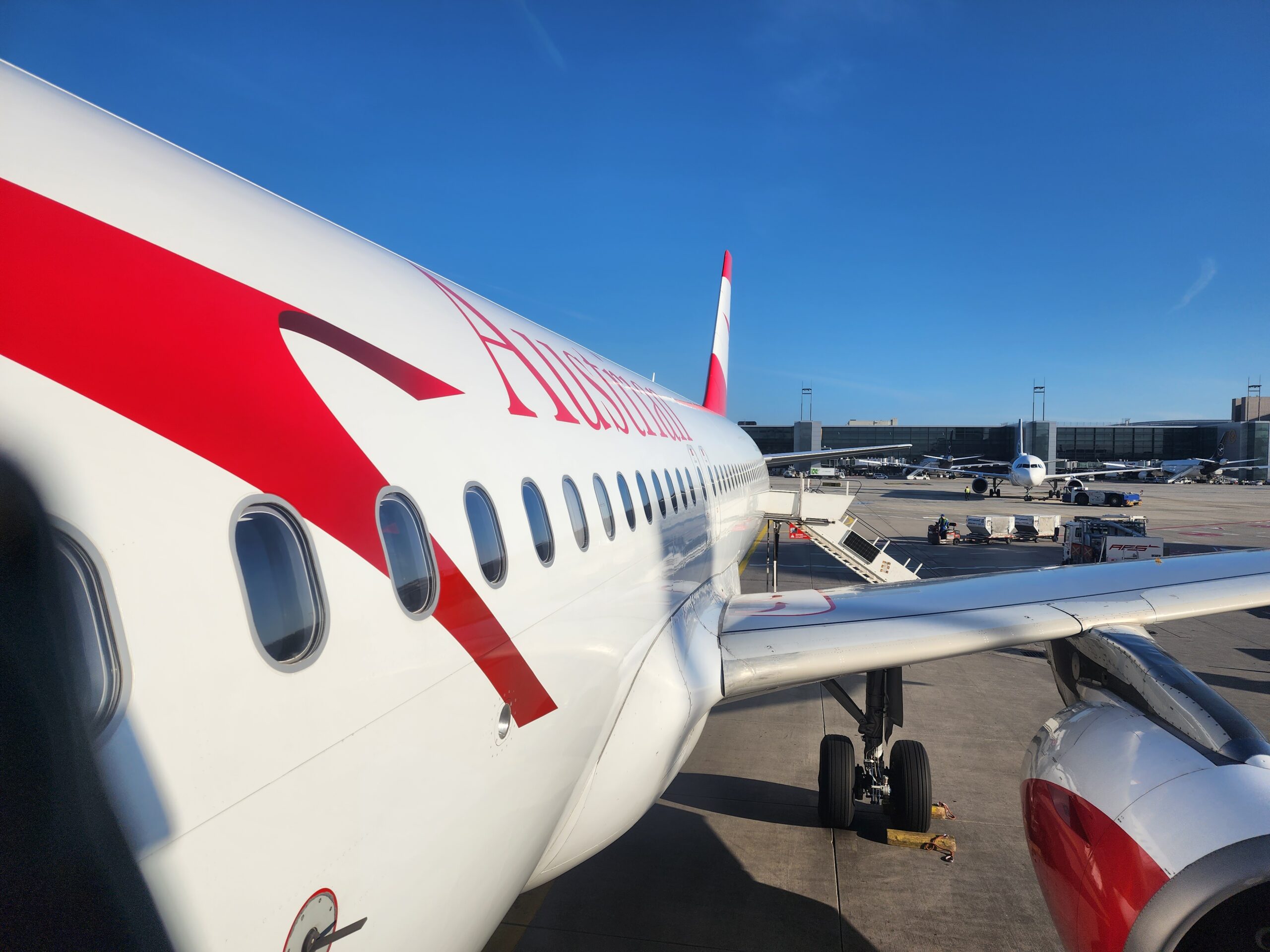 オーストリア航空 A320ビジネスクラス OS200便とOS219便