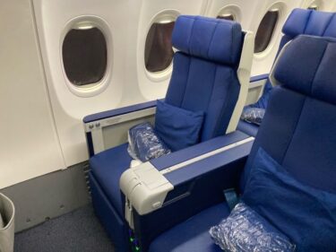 マレーシア航空のB737新ビジネスクラス搭乗記。コタキナバル→クアラルンプール・MH2631便【Malaysia Airlines・BKI→KUL】