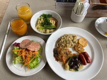 フォーポイントバイシェラトン・バリ朝食レビュー。レストラン「Evolution」でのビュッフェメニュー紹介【Four Points by Sheraton Bali, Ungasan】